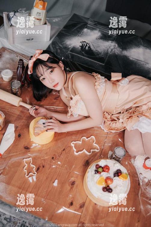Kang Inkyung的Desire：写真里的cos，竟藏着这样的故事